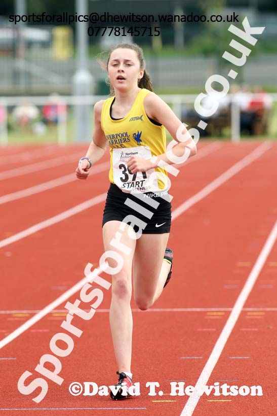 Womens under-17s 3000 metres, Northern Under-13s, U-15s and 17s Championships. Photo: David T. Hewitson/Sports for All Pics
